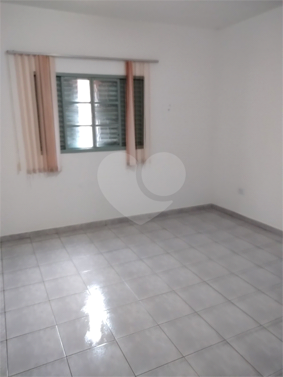 Casa à venda com 3 quartos, 330m² - Foto 35