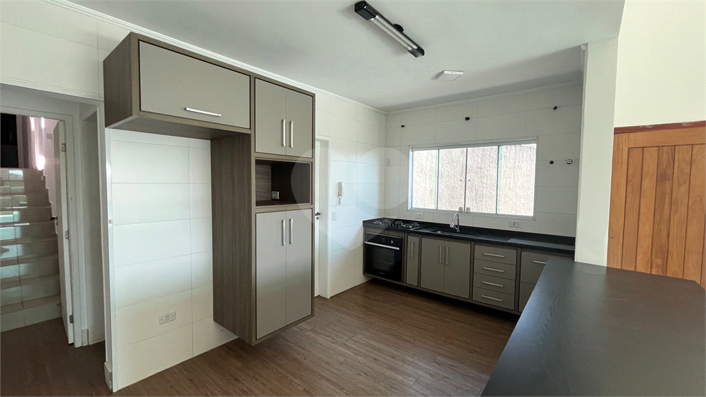 Sobrado à venda e aluguel com 3 quartos, 110m² - Foto 1