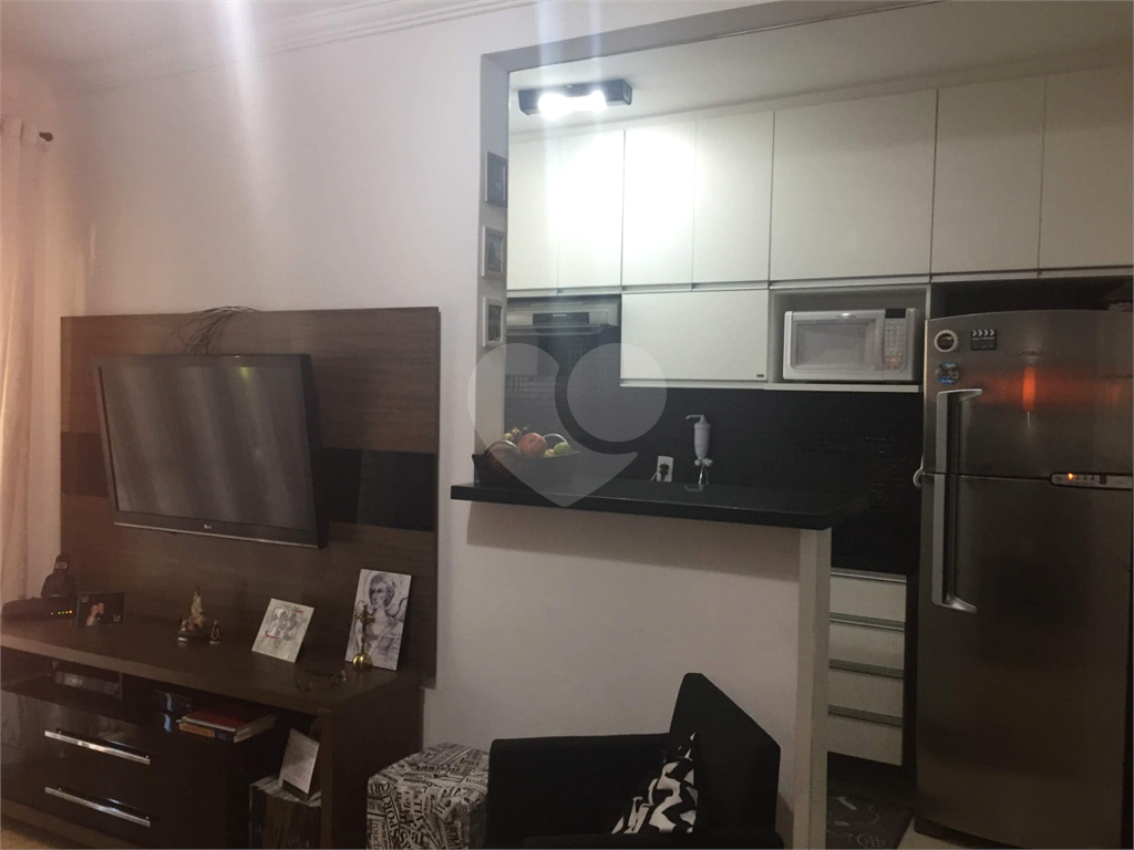 Apartamento à venda com 2 quartos, 70m² - Foto 7