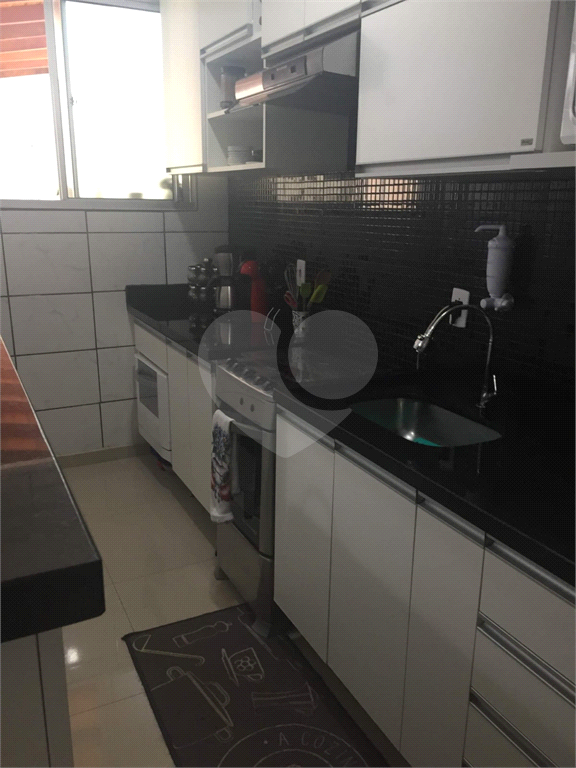 Apartamento à venda com 2 quartos, 70m² - Foto 6