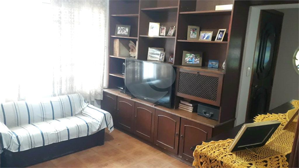 Casa à venda com 3 quartos, 178m² - Foto 2