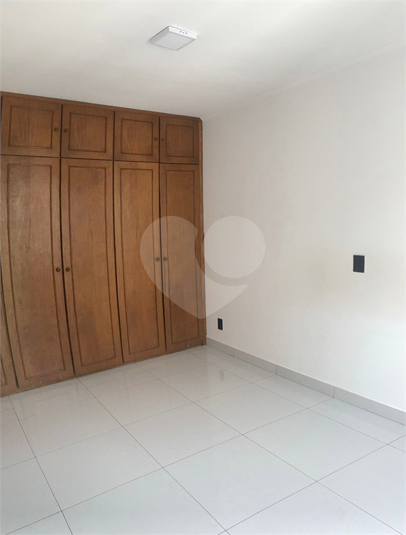 Apartamento à venda com 2 quartos, 70m² - Foto 26