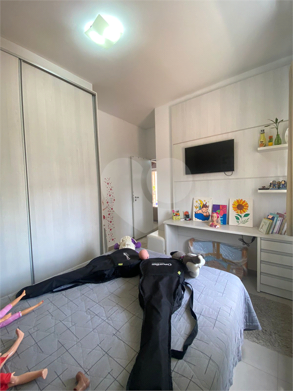 Apartamento à venda com 2 quartos, 70m² - Foto 13