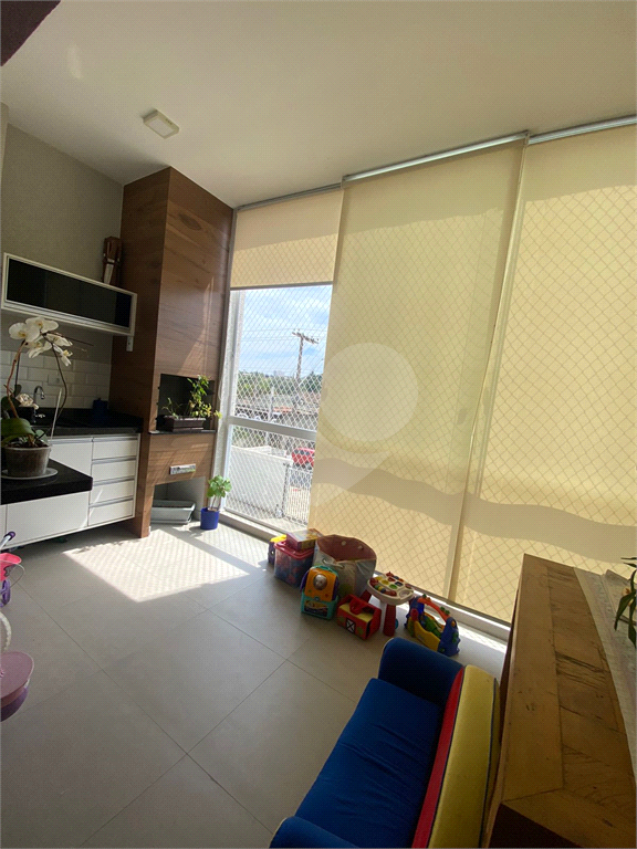 Apartamento à venda com 2 quartos, 70m² - Foto 8