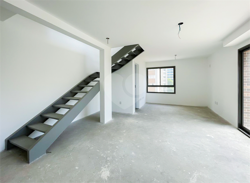 Apartamento Duplex - Moema - 2 Suítes / Quartos - 1 Vaga - Venda / Compra