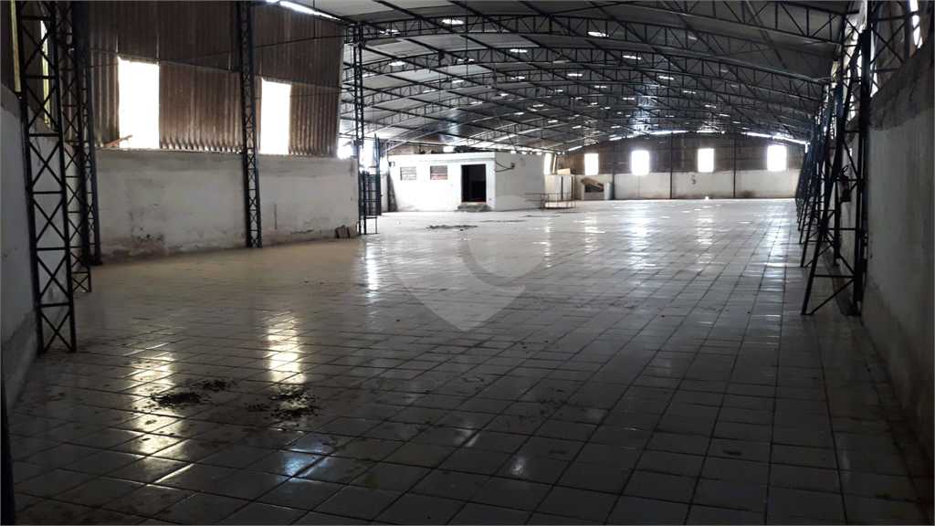Terreno à venda no Pari - Excelente oportunidade para construtoras.