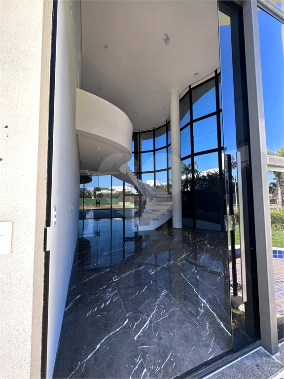 Casa de Condomínio à venda com 4 quartos, 379m² - Foto 3