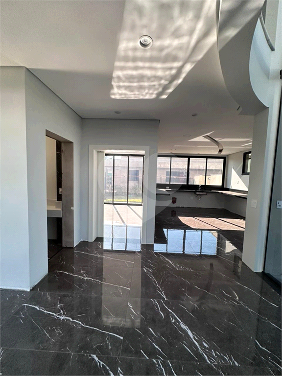 Casa de Condomínio à venda com 4 quartos, 379m² - Foto 5