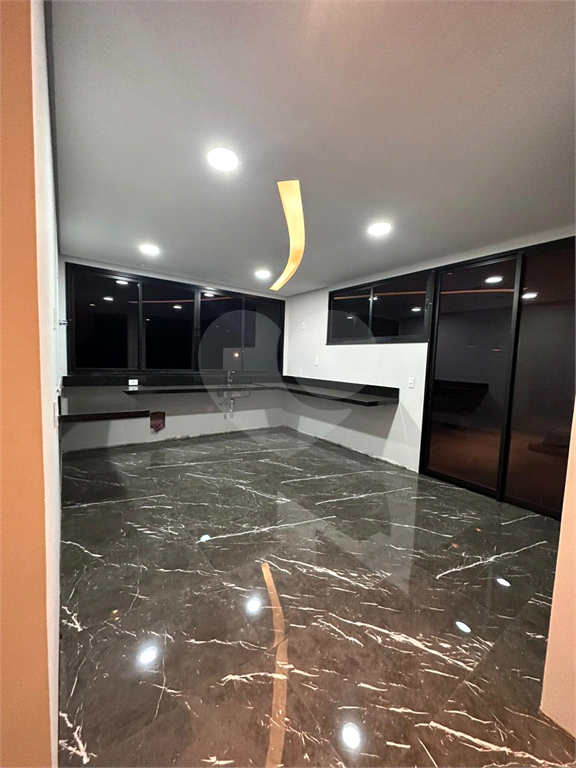 Casa de Condomínio à venda com 4 quartos, 379m² - Foto 40