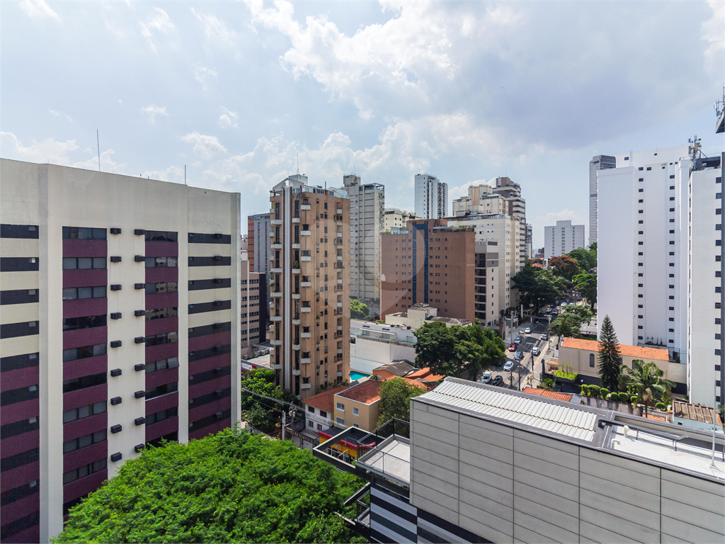 Apartamento com 120 m, 2 dormitórios, sendo 1 suíte, 2 vagas na Vila Madalena!