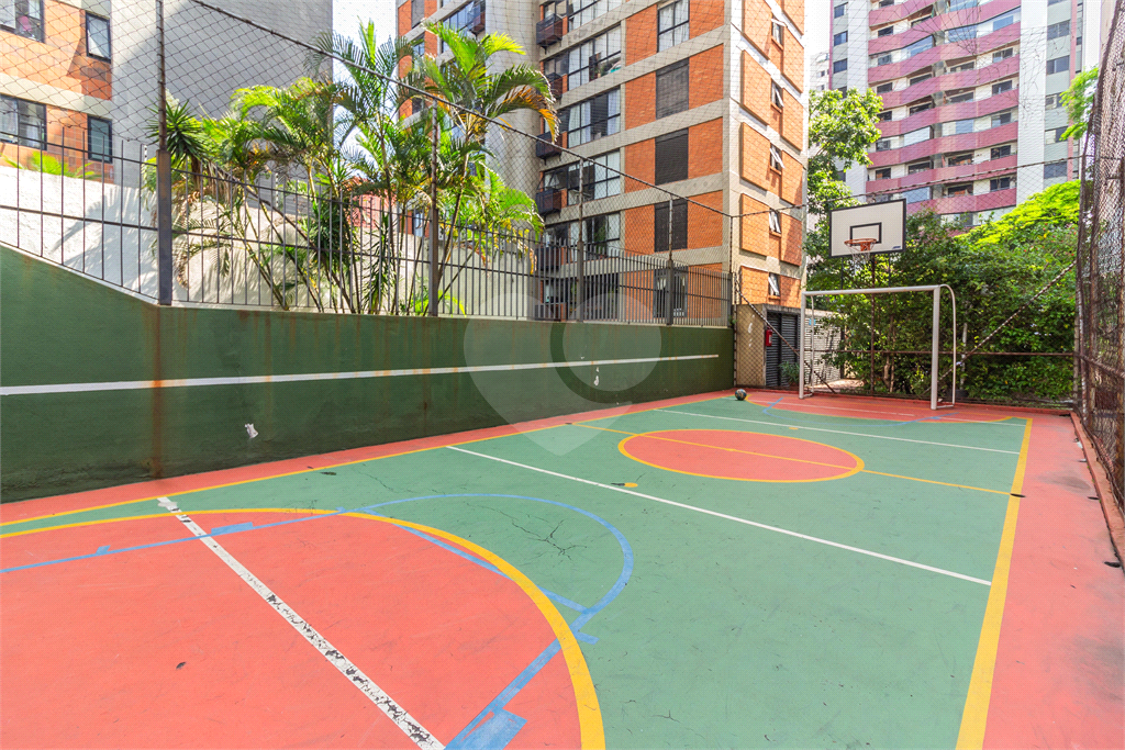 Apartamento com 120 m, 2 dormitórios, sendo 1 suíte, 2 vagas na Vila Madalena!