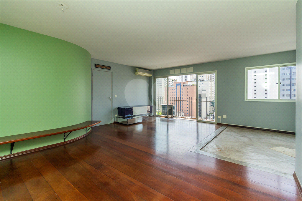 Apartamento com 120 m, 2 dormitórios, sendo 1 suíte, 2 vagas na Vila Madalena!