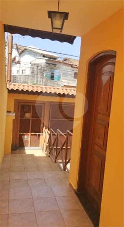 SOBRADO em JARDIM SANTA CLARA