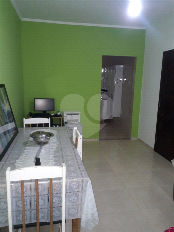 Casa à venda com 4 quartos, 160m² - Foto 12