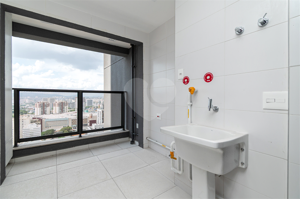 APARTAMENTO À VENDA COM 3 QUARTOS, 2 VAGAS, 140M2 EM PERDIZES.