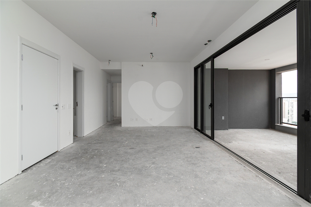 APARTAMENTO À VENDA COM 3 QUARTOS, 2 VAGAS, 140M2 EM PERDIZES.