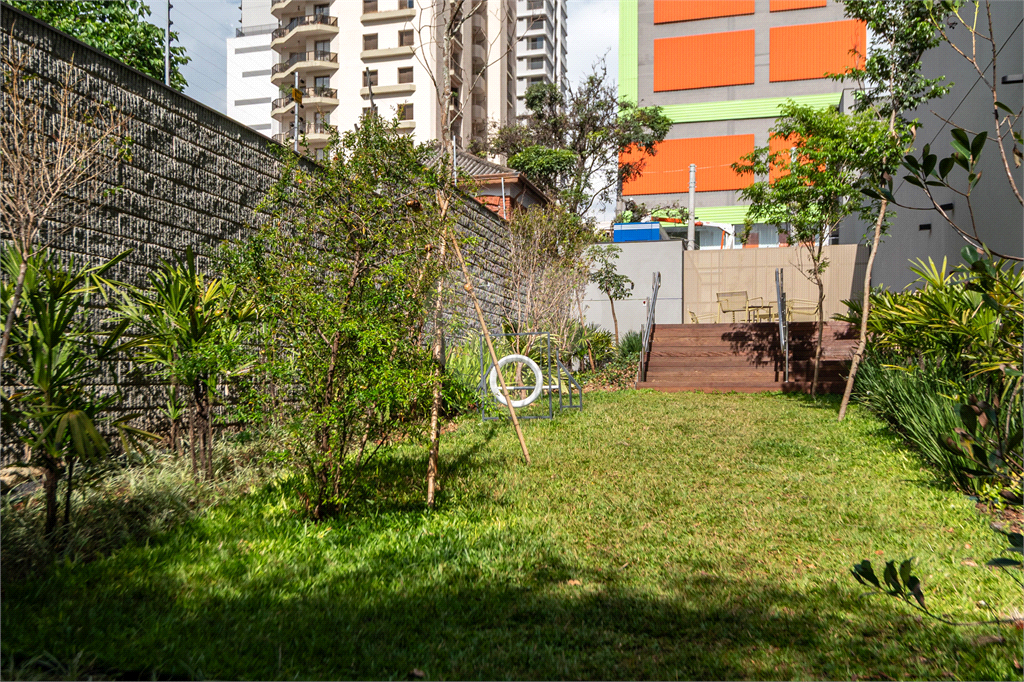 APARTAMENTO À VENDA COM 3 QUARTOS, 2 VAGAS, 140M2 EM PERDIZES.