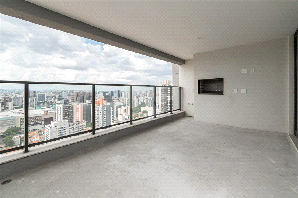 APARTAMENTO À VENDA COM 3 QUARTOS, 2 VAGAS, 140M2 EM PERDIZES.
