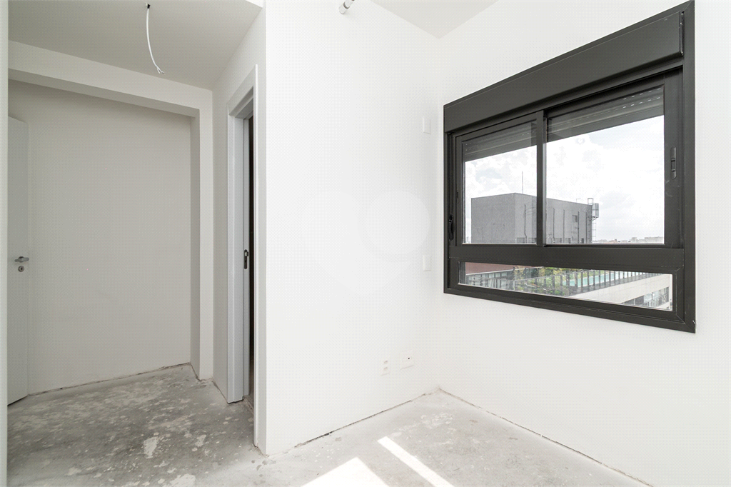 APARTAMENTO À VENDA COM 3 QUARTOS, 2 VAGAS, 140M2 EM PERDIZES.