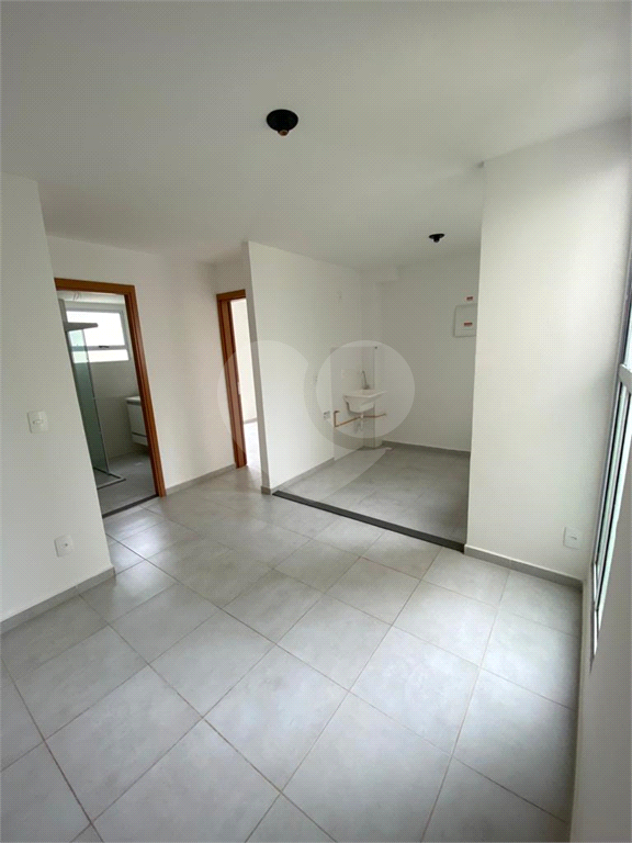 Apartamento à venda com 2 quartos, 61m² - Foto 3