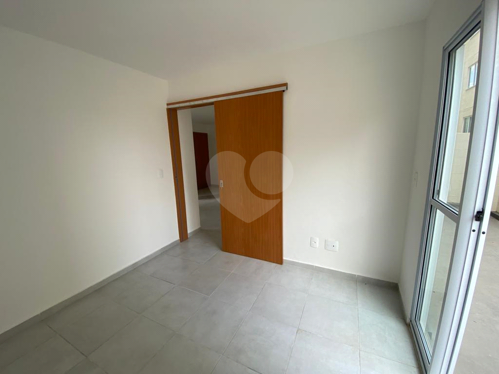 Apartamento à venda com 2 quartos, 61m² - Foto 14