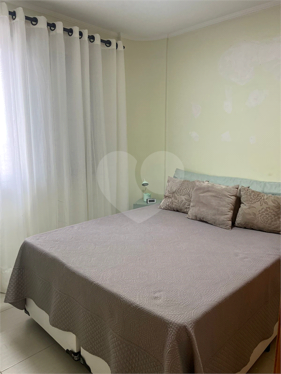 Apartamento à venda com 1 quarto, 33m² - Foto 12