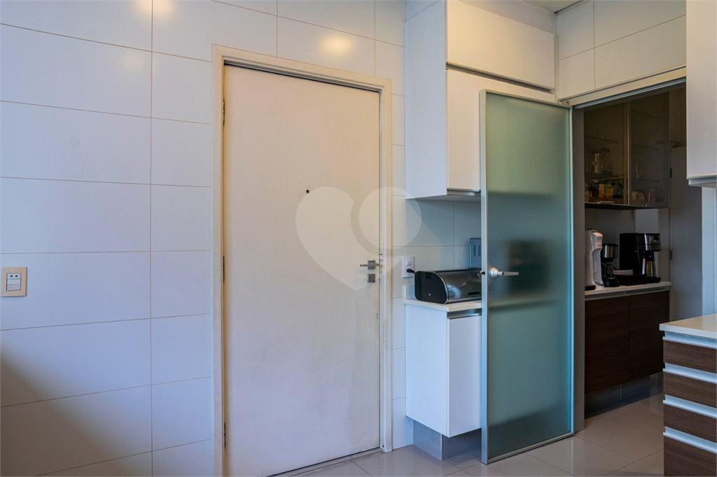 APARTAMENTO em HIGIENÓPOLIS