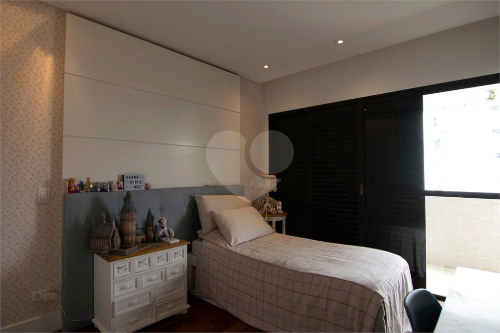 APARTAMENTO em HIGIENÓPOLIS