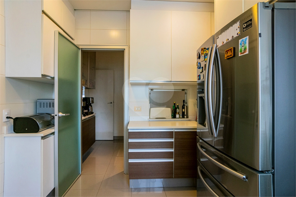 APARTAMENTO em HIGIENÓPOLIS