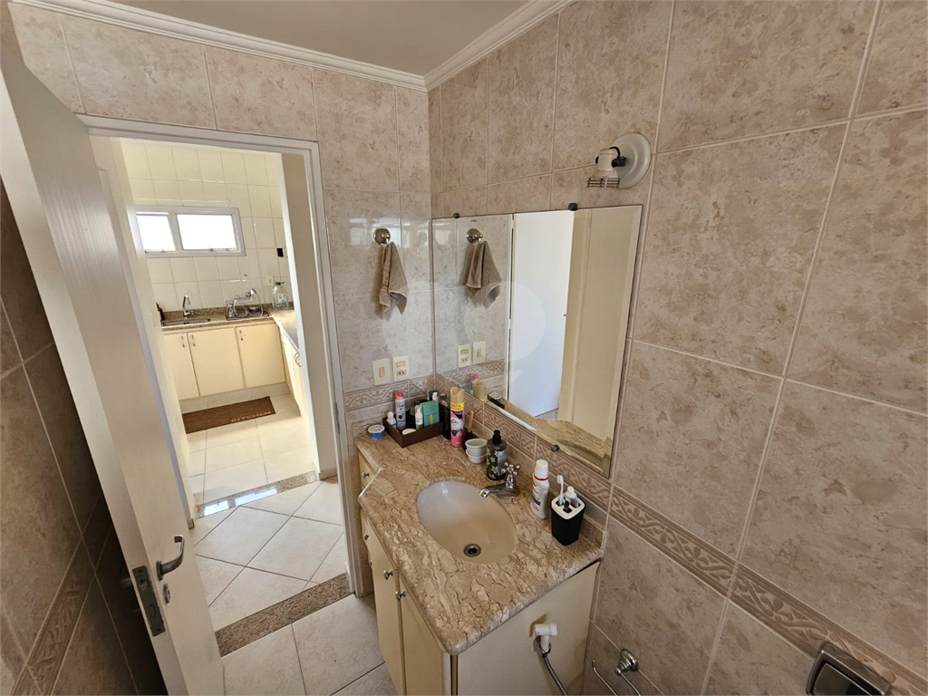 Apartamento à venda e aluguel com 1 quarto, 60m² - Foto 11