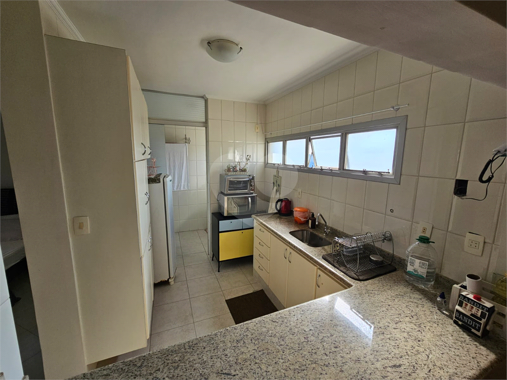 Apartamento à venda e aluguel com 1 quarto, 60m² - Foto 19