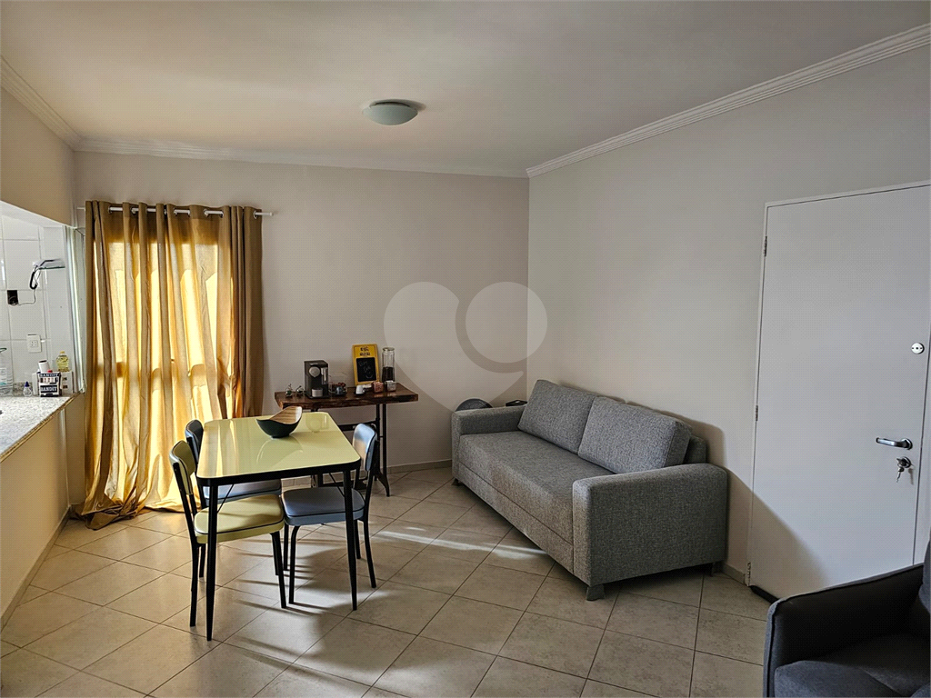 Apartamento à venda e aluguel com 1 quarto, 60m² - Foto 17