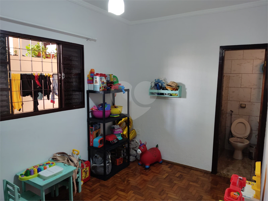 Casa à venda com 4 quartos, 240m² - Foto 12