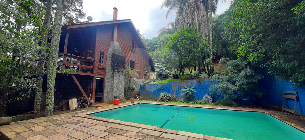 Casa de Condomínio à venda com 4 quartos, 280m² - Foto 2