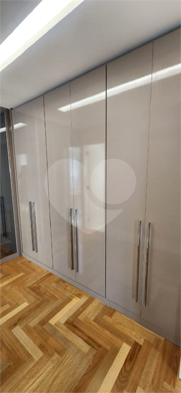 MERAVLHOSO APARTAMENTO ALTO PADRÃO 