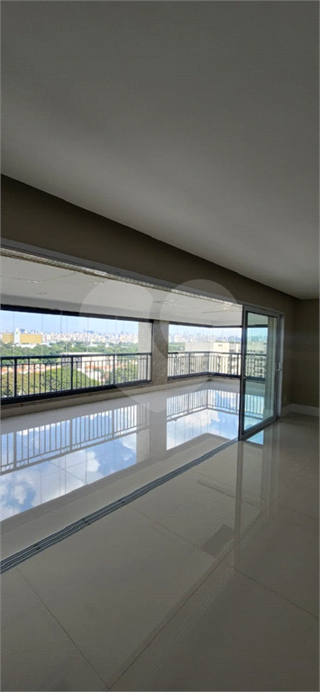 MERAVLHOSO APARTAMENTO ALTO PADRÃO 