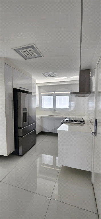 MERAVLHOSO APARTAMENTO ALTO PADRÃO 