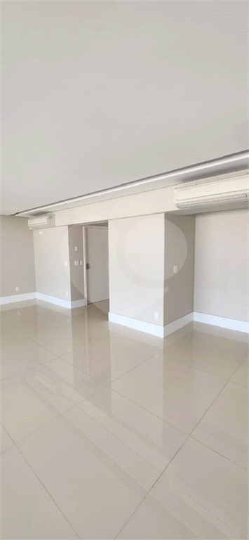 MERAVLHOSO APARTAMENTO ALTO PADRÃO 