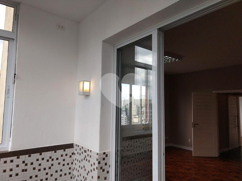 MERAVLHOSO APARTAMENTO ALTO PADRÃO 