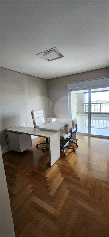 MERAVLHOSO APARTAMENTO ALTO PADRÃO 