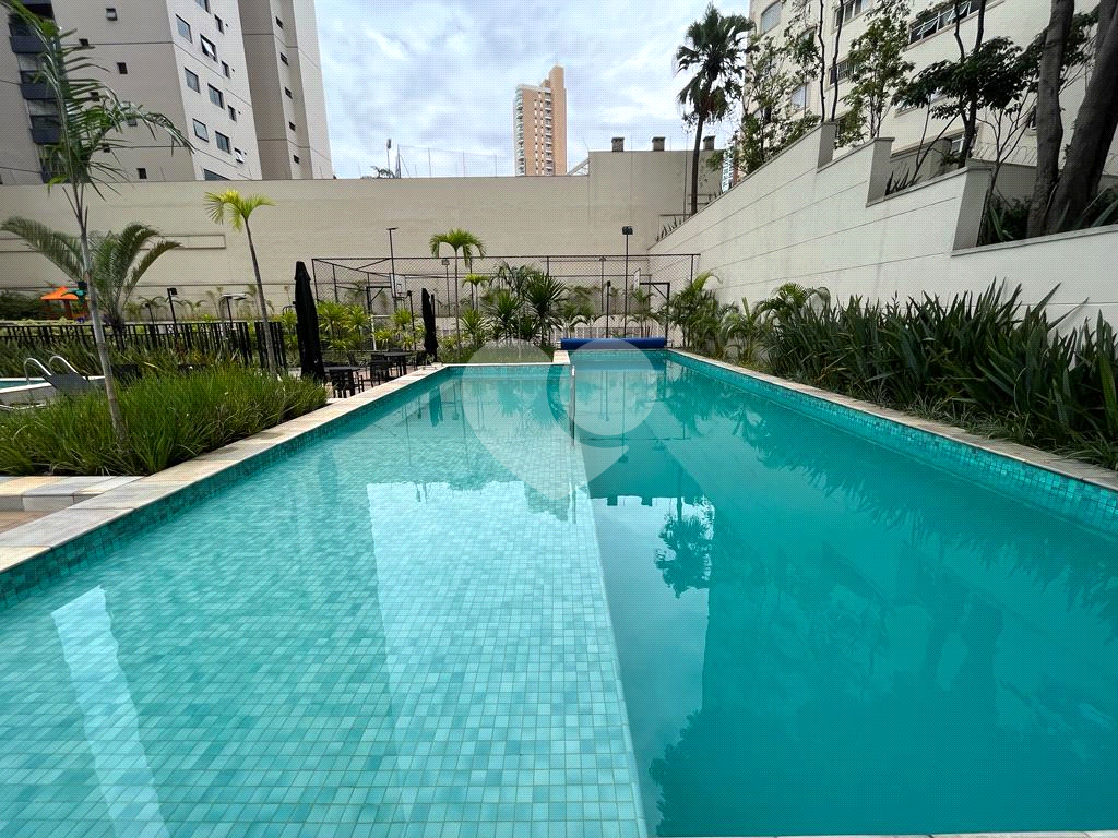 MERAVLHOSO APARTAMENTO ALTO PADRÃO 