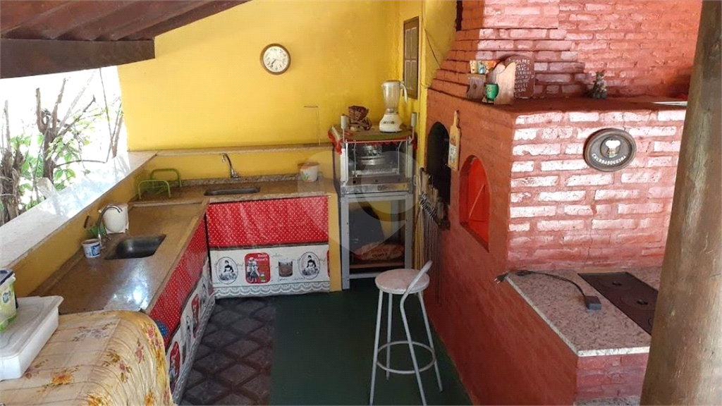 Casa à venda com 6 quartos, 350m² - Foto 16