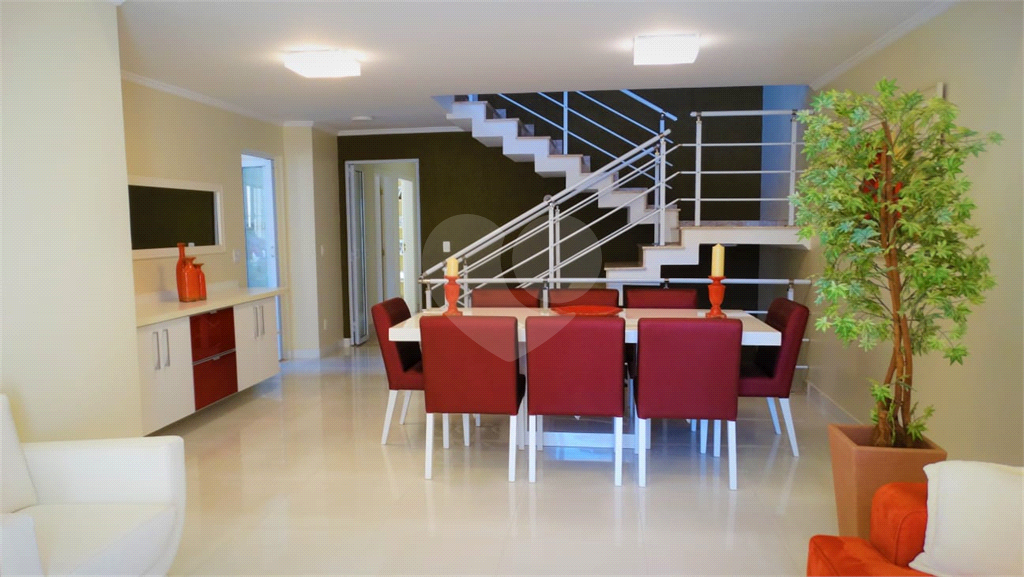 Casa à venda com 4 quartos, 390m² - Foto 4