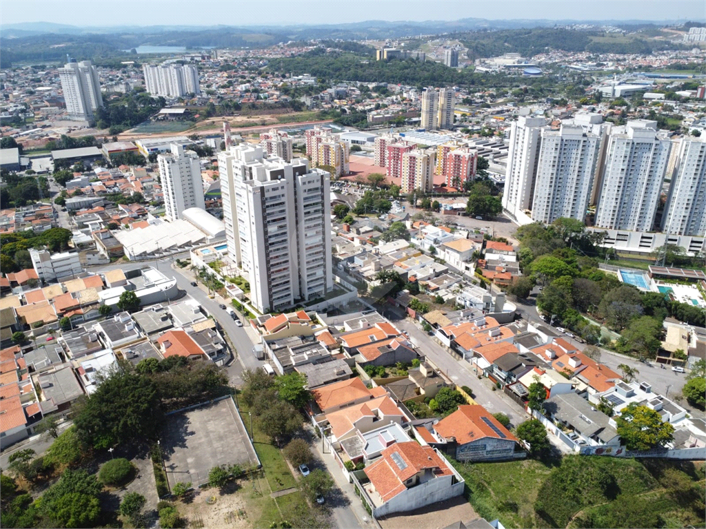 Casa à venda com 4 quartos, 390m² - Foto 22