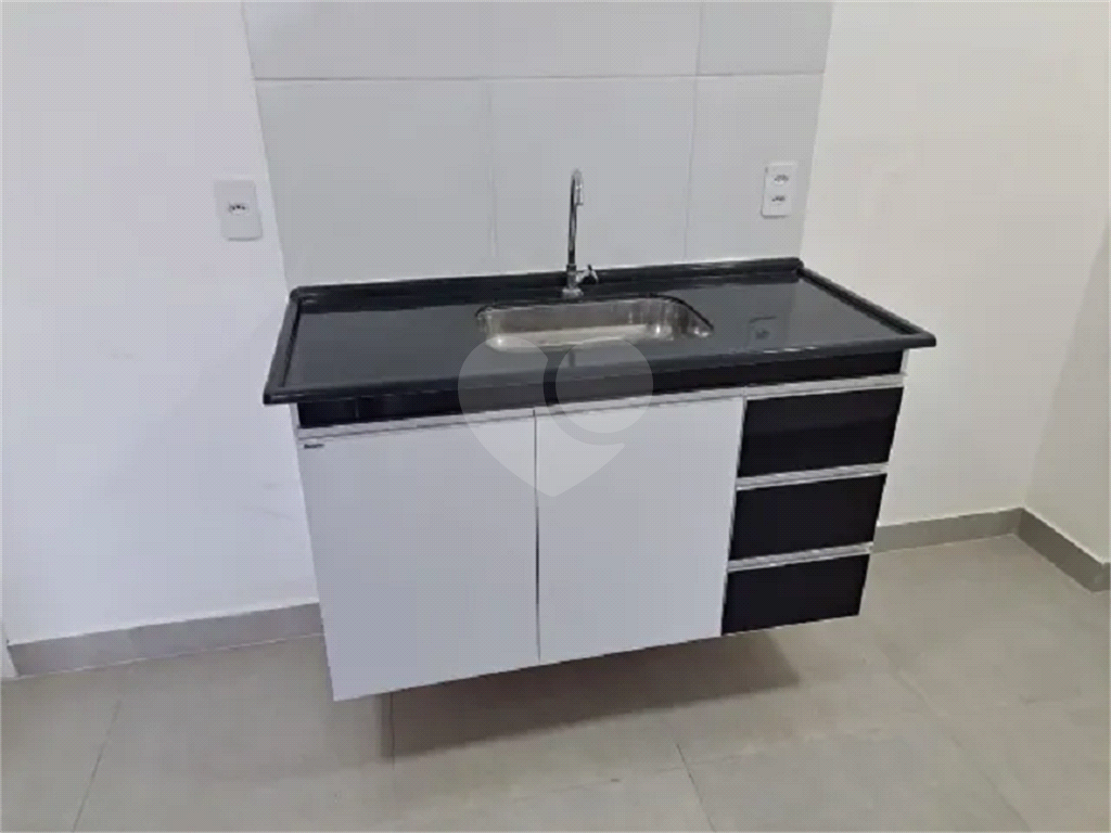 Apartamento 37 M2  na Mooca com 2 dormitórios , 1 banheiro e1  vaga de Garagem 
