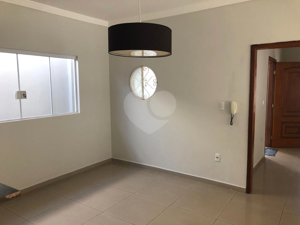 Casa à venda com 4 quartos, 140m² - Foto 18