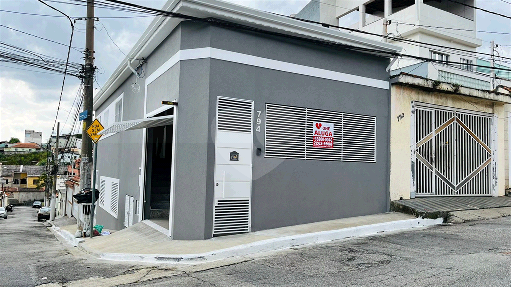 Casa térrea com 2 dormitórios - Tucuruvi