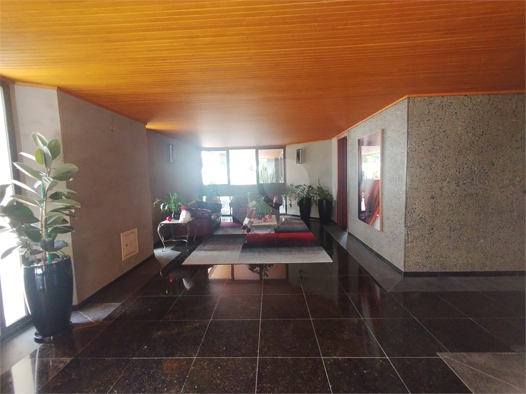 Apartamento à venda com 4 quartos, 255m² - Foto 28