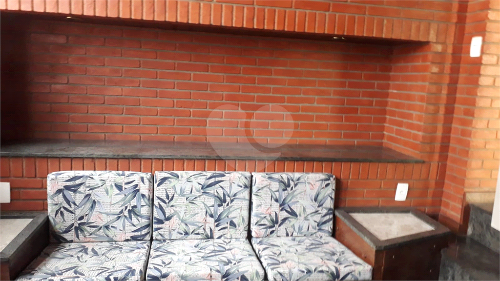 Casa à venda e aluguel com 4 quartos, 300m² - Foto 11