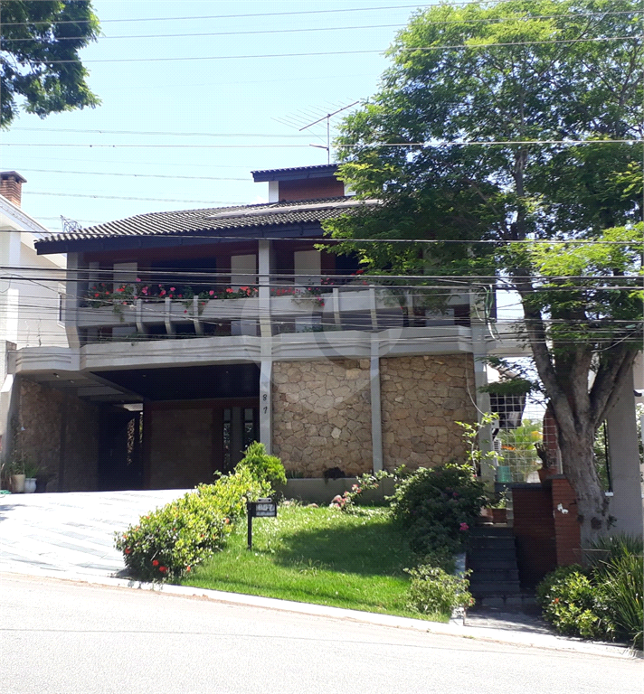 Casa à venda e aluguel com 4 quartos, 300m² - Foto 9